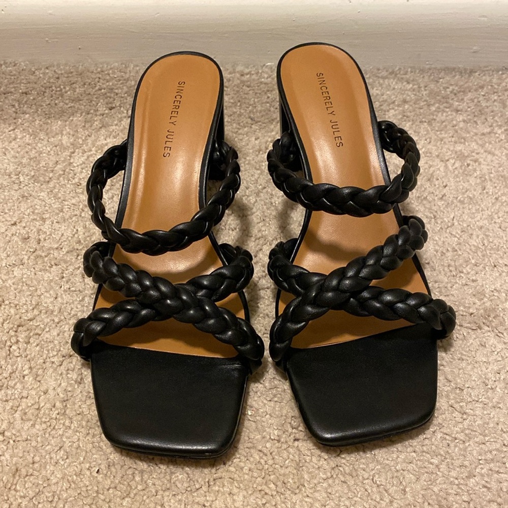 Black sandals - Sincerely Jules - 9.5